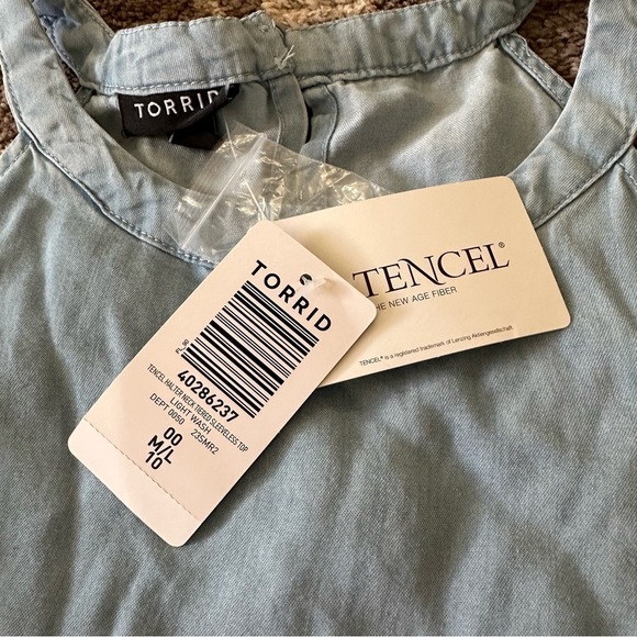 NWT Torrid Chambray Halter Neck Tiered Sleeveless Top Tencel Light Blue 00X - Picture 5 of 7